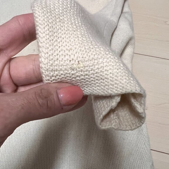 Babaton Aritzia Avery Cashmere Batwing Sweater Sz S Ivory - Picture 4 of 12